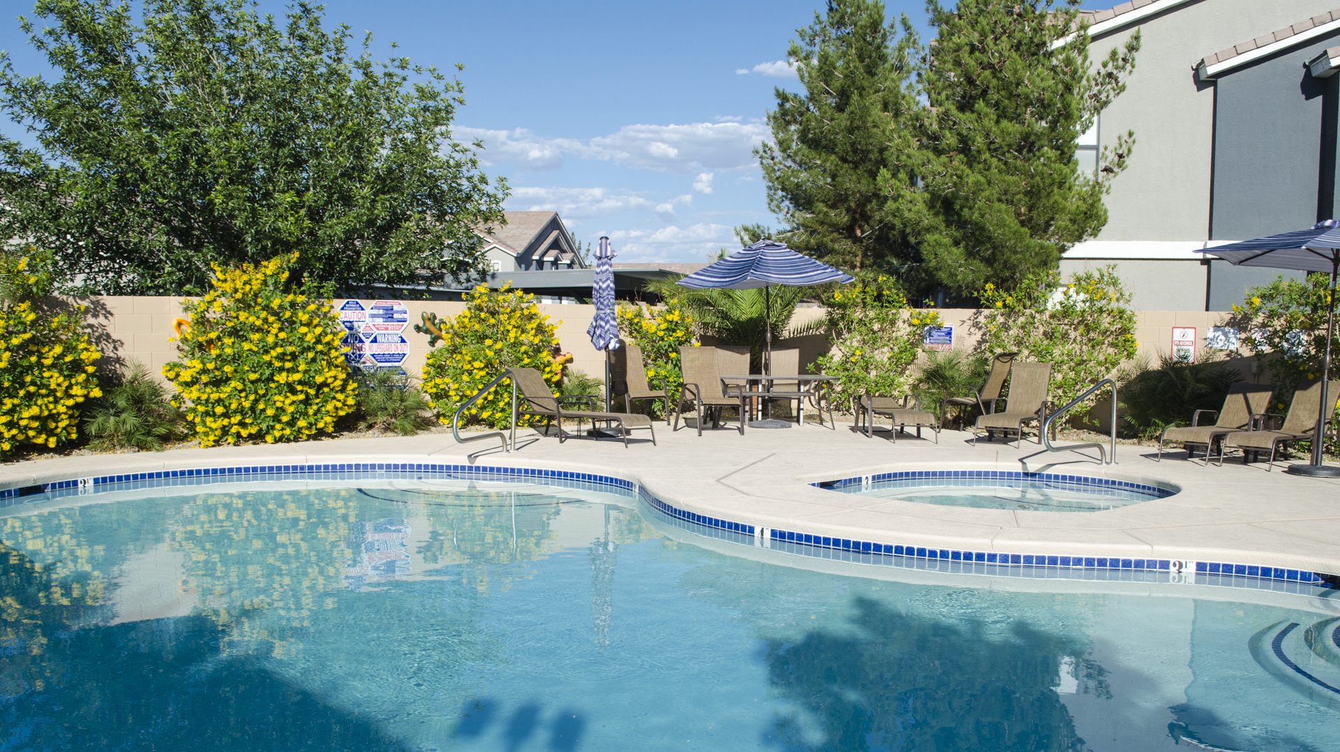 Duck Creek RV Park & Resort Pool Area